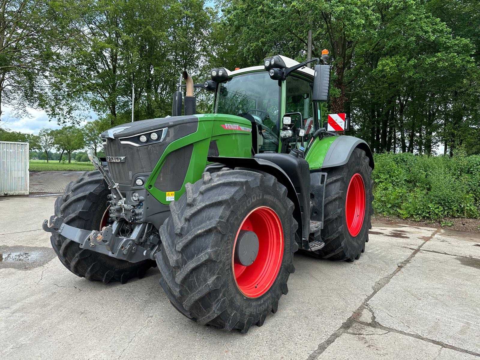 Seitenansicht des Fendt 936 Vario 2020 Raupendozers