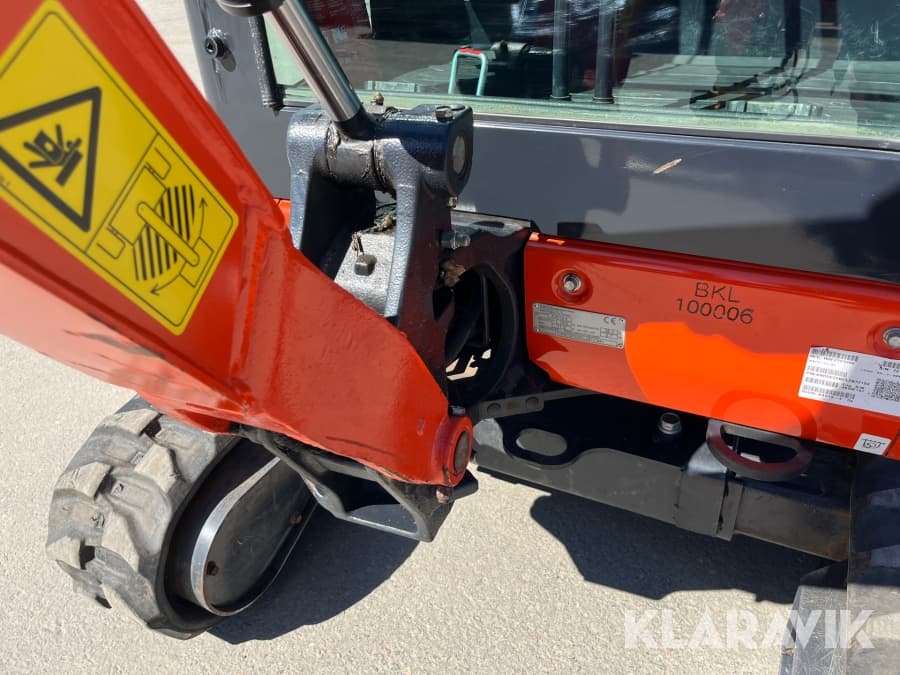 Kubota KX019-4 Minibagger Seitenansicht