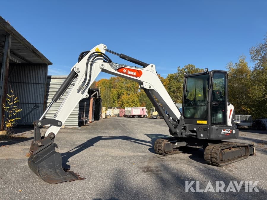 Bobcat E50Z 2022 Anbaugerät Frontansicht